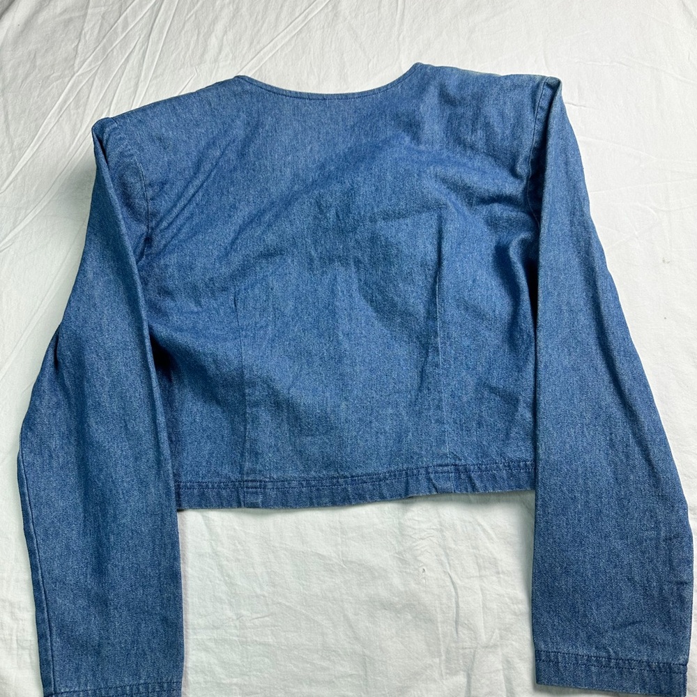 💙✨ Vintage Cropped Denim‎ Jacket Gold Buttons 80s 90s Chic ✨💙 - Picture 2 of 11